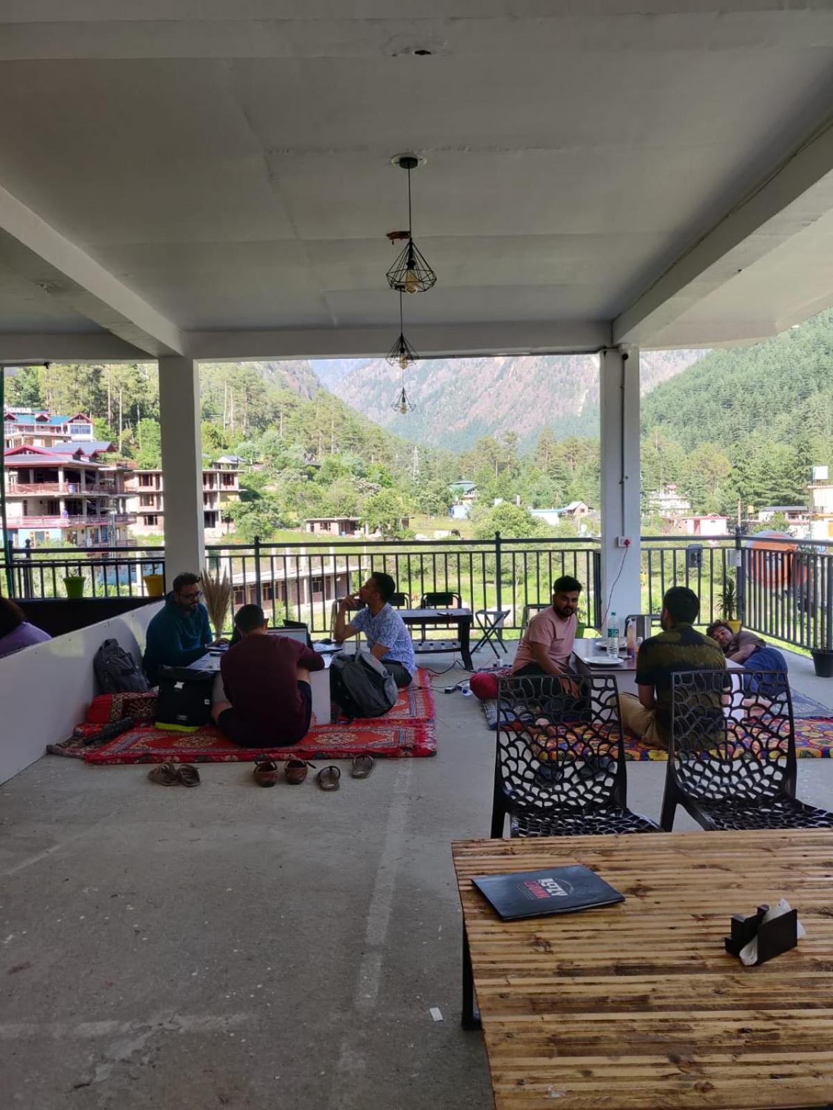 Himtrek Stay Kasol Exterior photo
