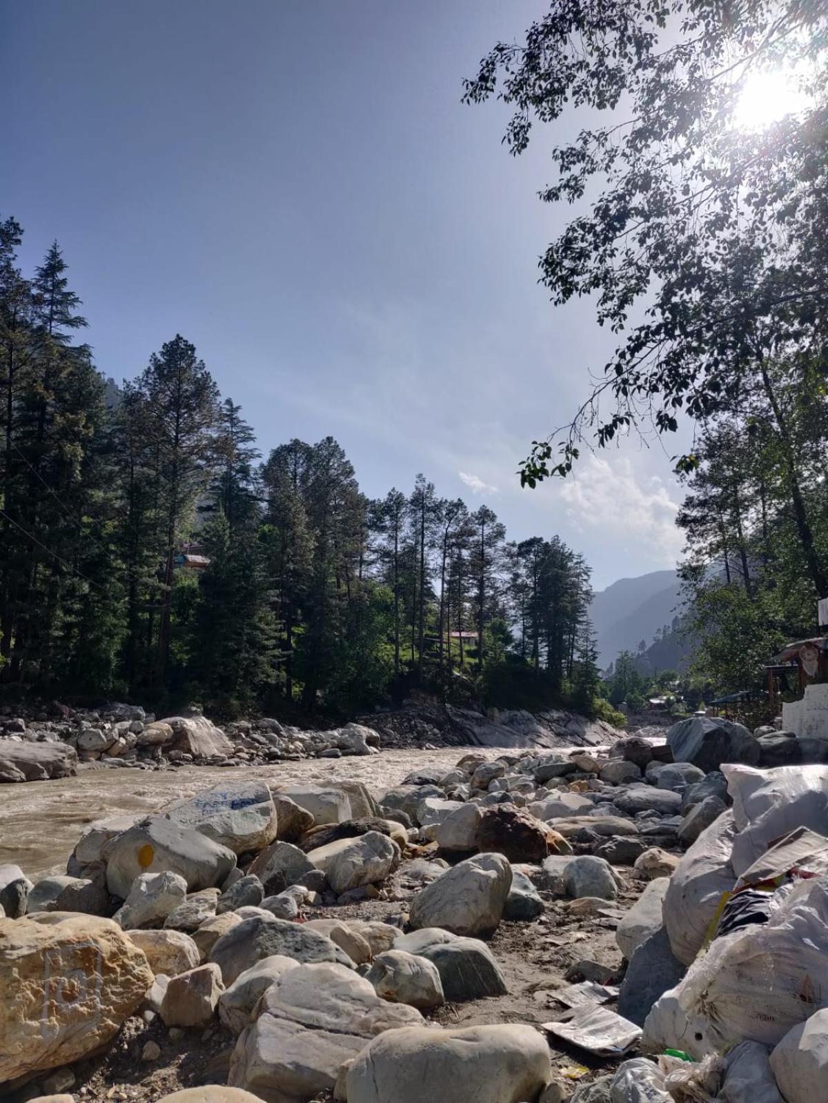 Himtrek Stay Kasol Exterior photo