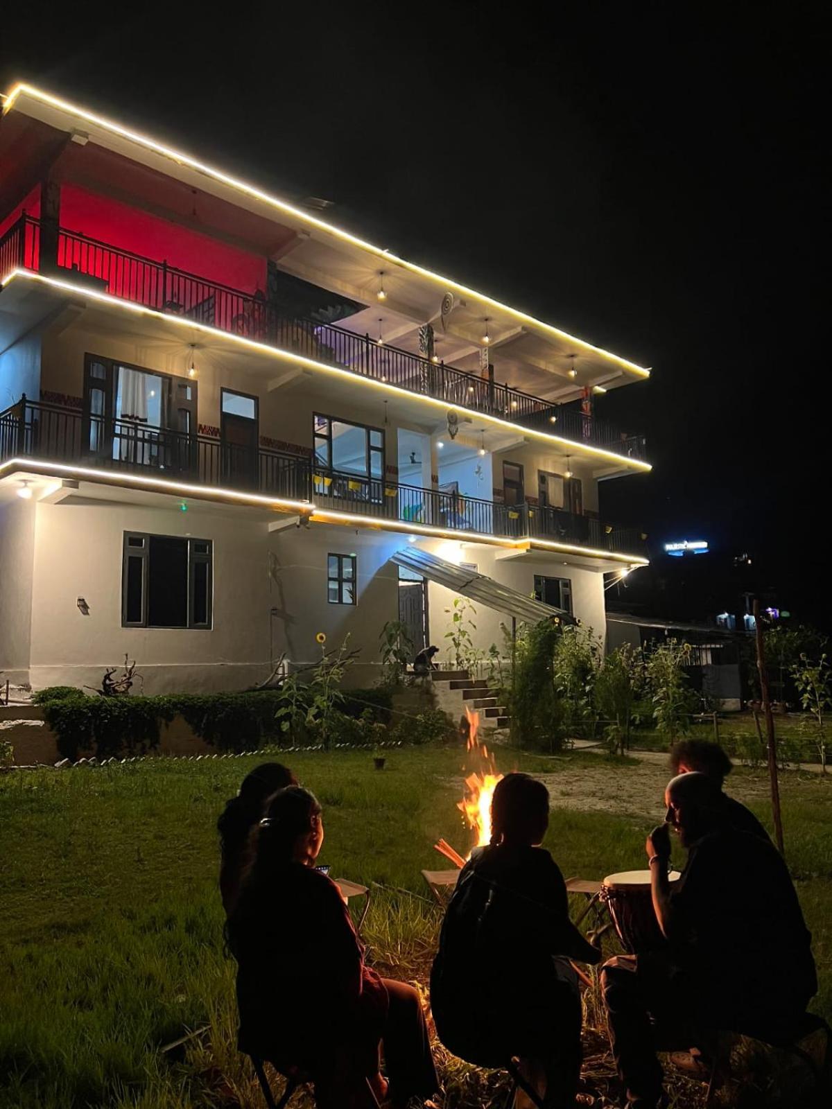 Himtrek Stay Kasol Exterior photo